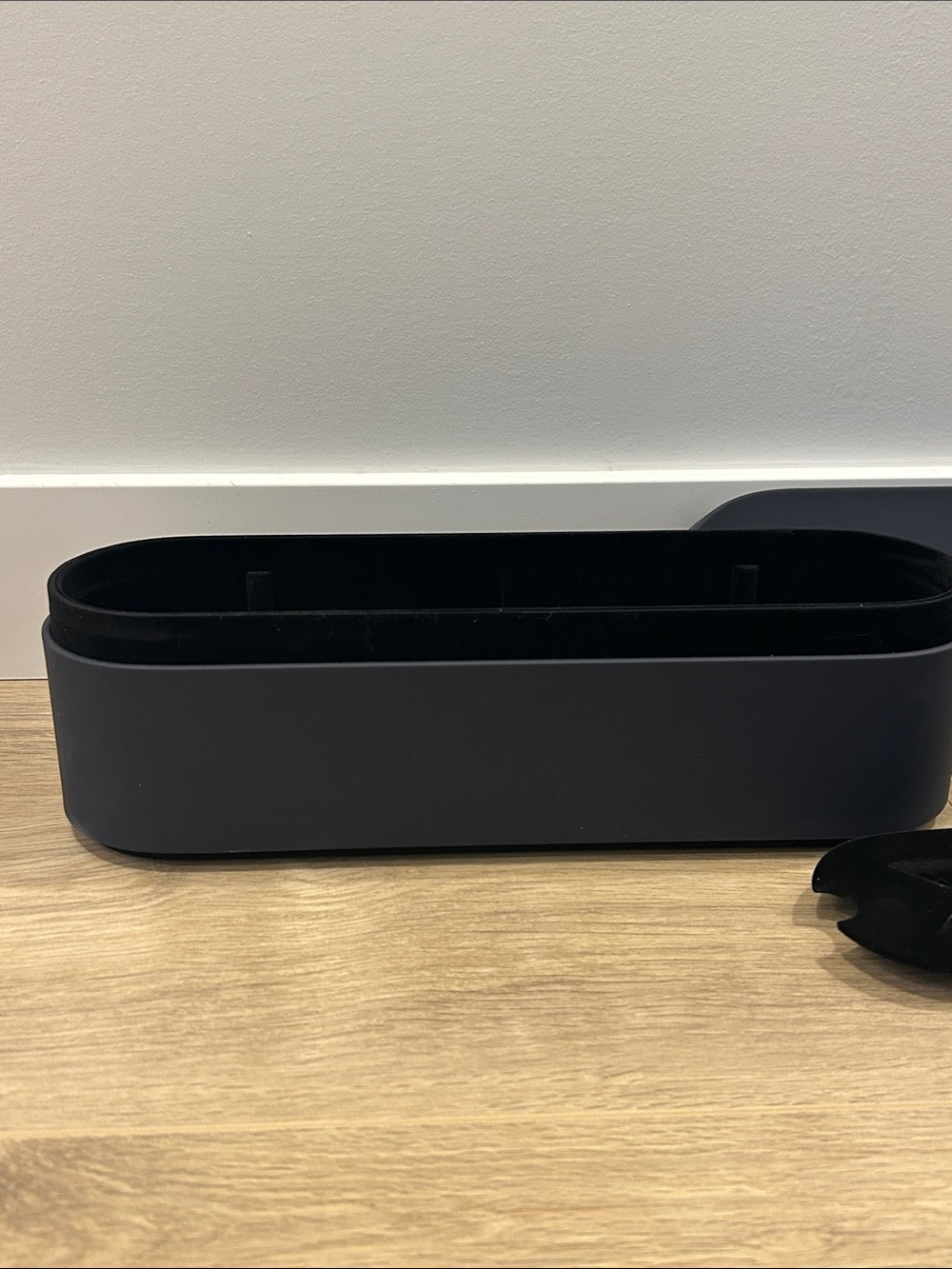 Dyson Presentation Case - Picture 5 of 6